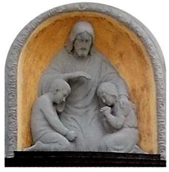 Kirche Marga_Portal_resize.jpg