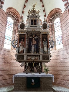 ehem. Altar Peter und Paul SFB.jpg