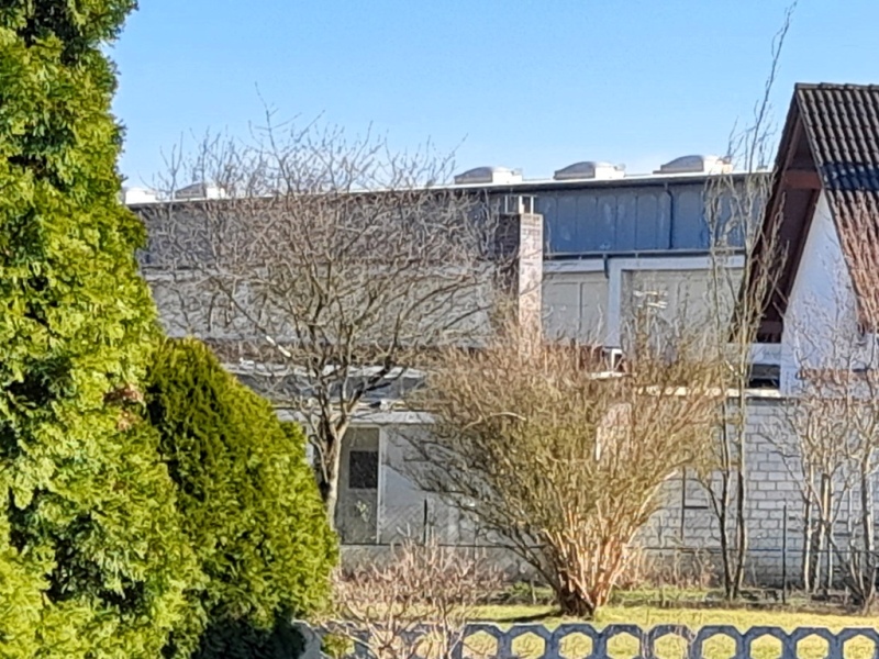 32Oberlichter_Lueftung_aussen.jpg
