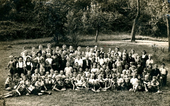 Ferienspiele Hörlitz 1952_resize.jpg